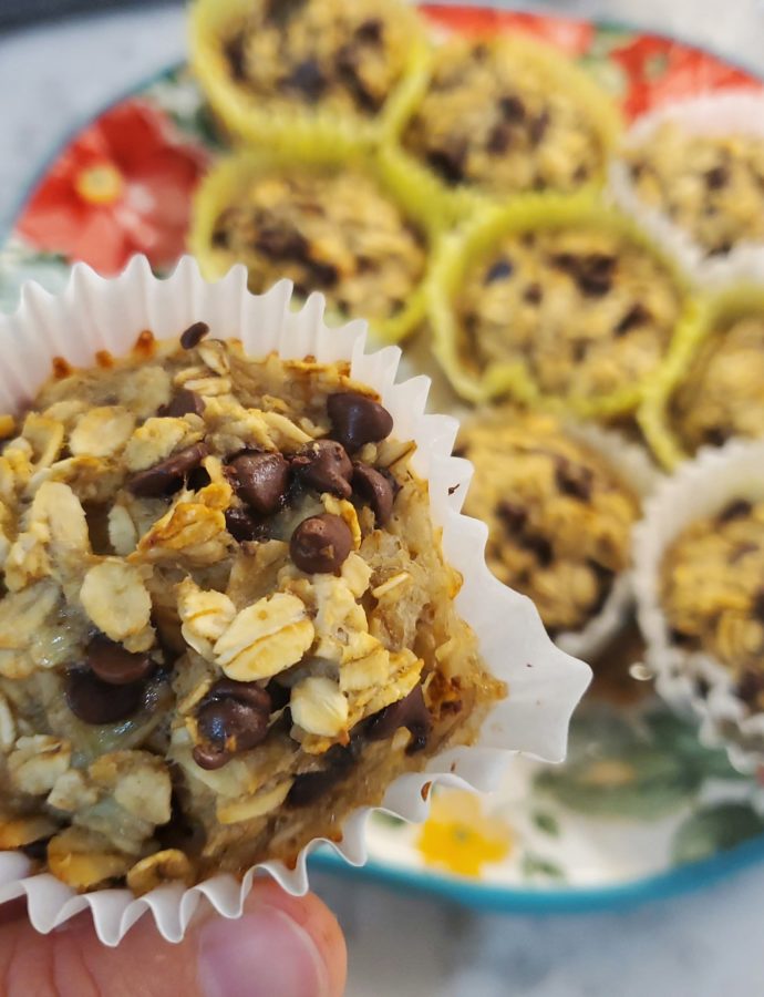 Flourless Banana Chocolate Chip Oatmeal Muffins