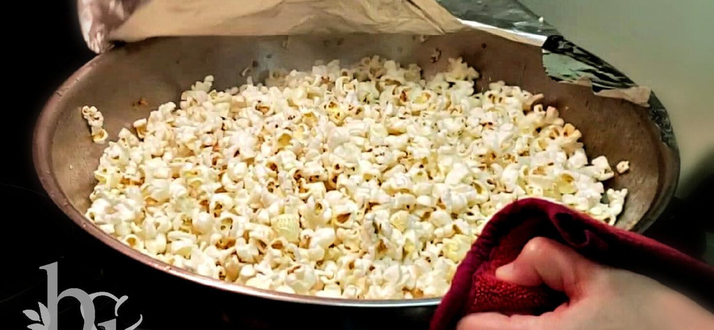 How to Make Coconut Oil Popcorn on Your Stovetop