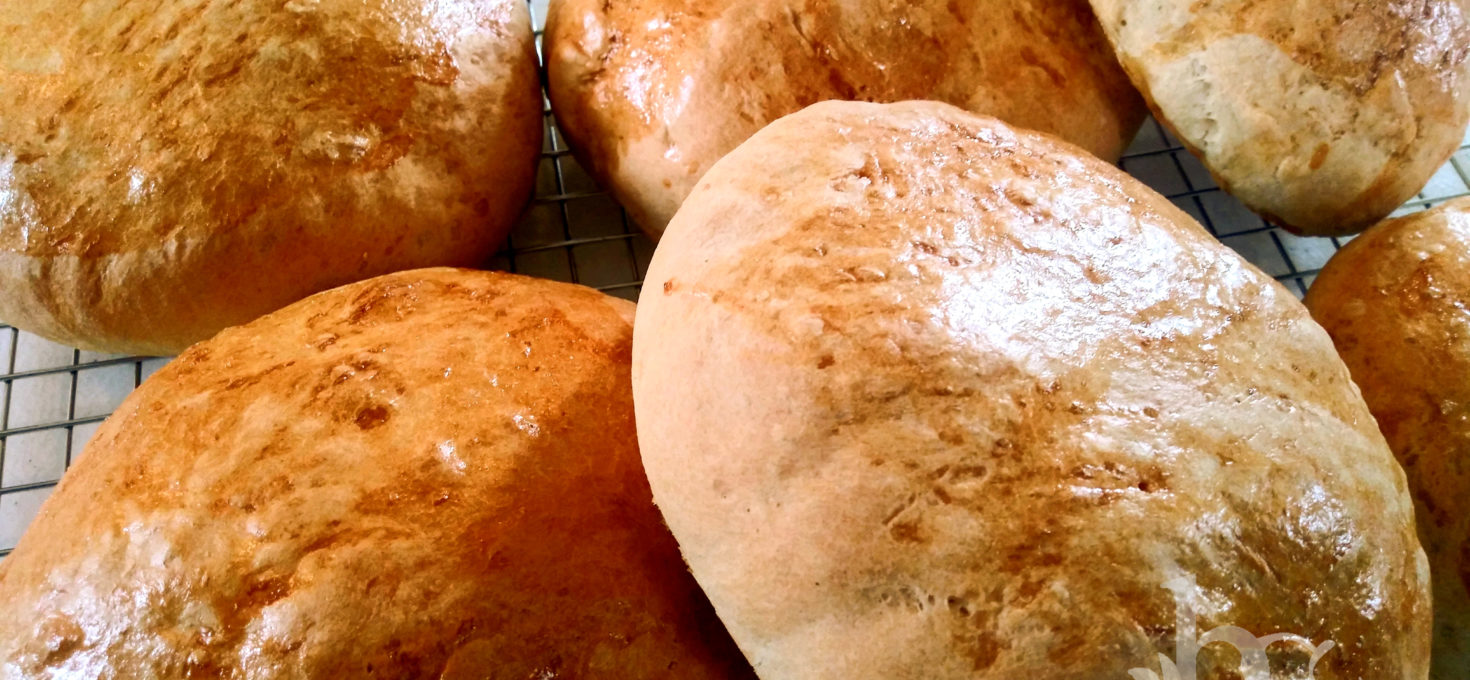 Italian Bread Bowls