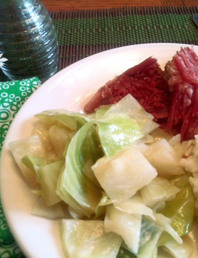 Slow Cooker Corned Beef & Cabbage