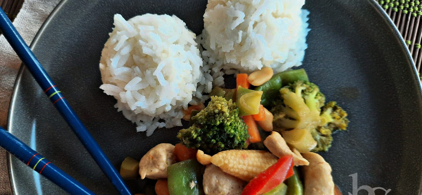 Chicken-Peanut Stir-Fry